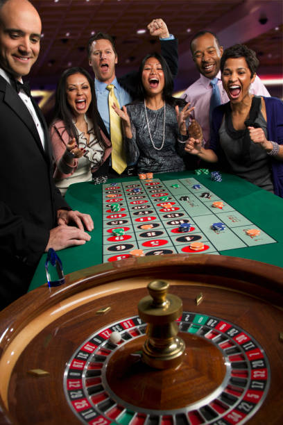 toto919 mobile app interface showing slot games and live casino options